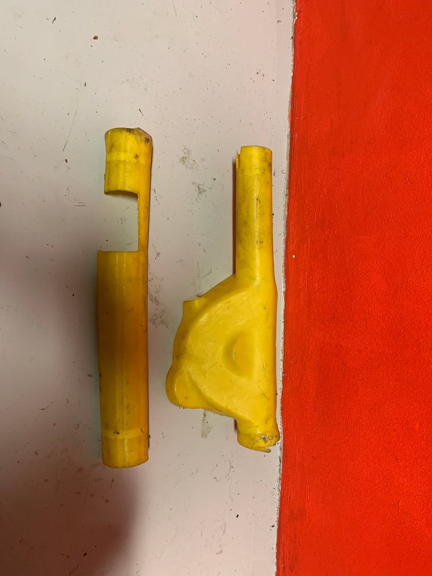Suzuki RM125 1984 fork protectors