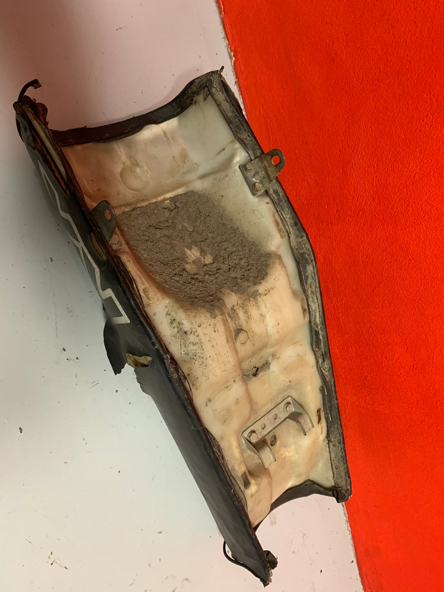 Kawasaki KX125 KX250 1979 seat
