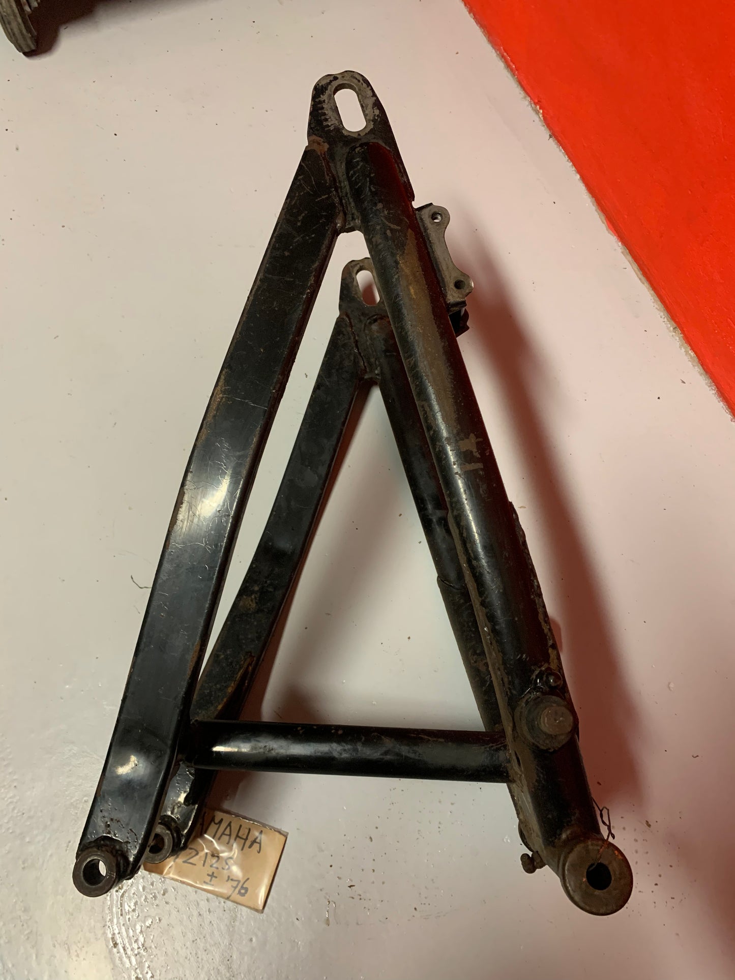 Yamaha YZ125 1976 swingarm