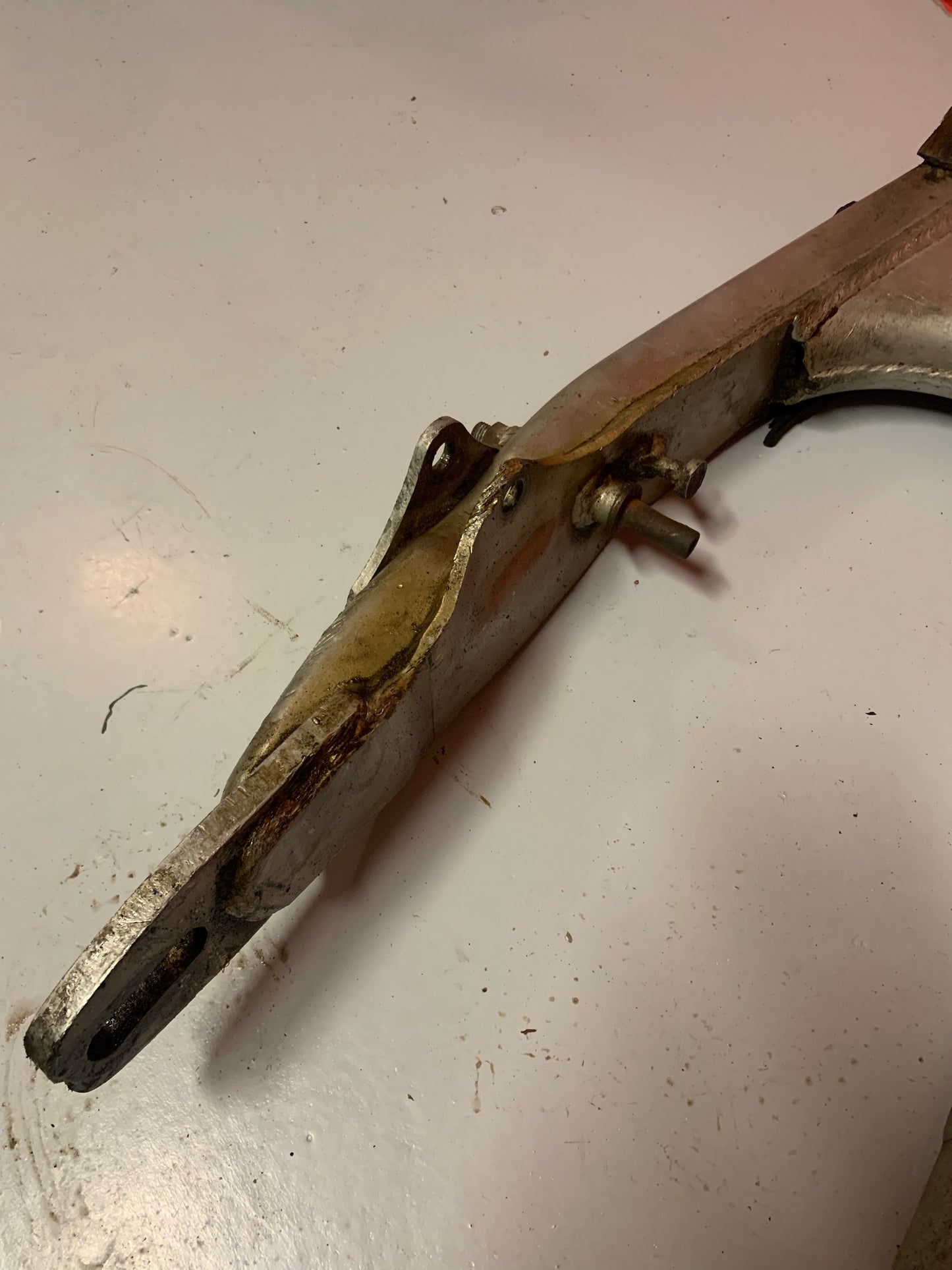 Suzuki RM125 C 1978 swingarm