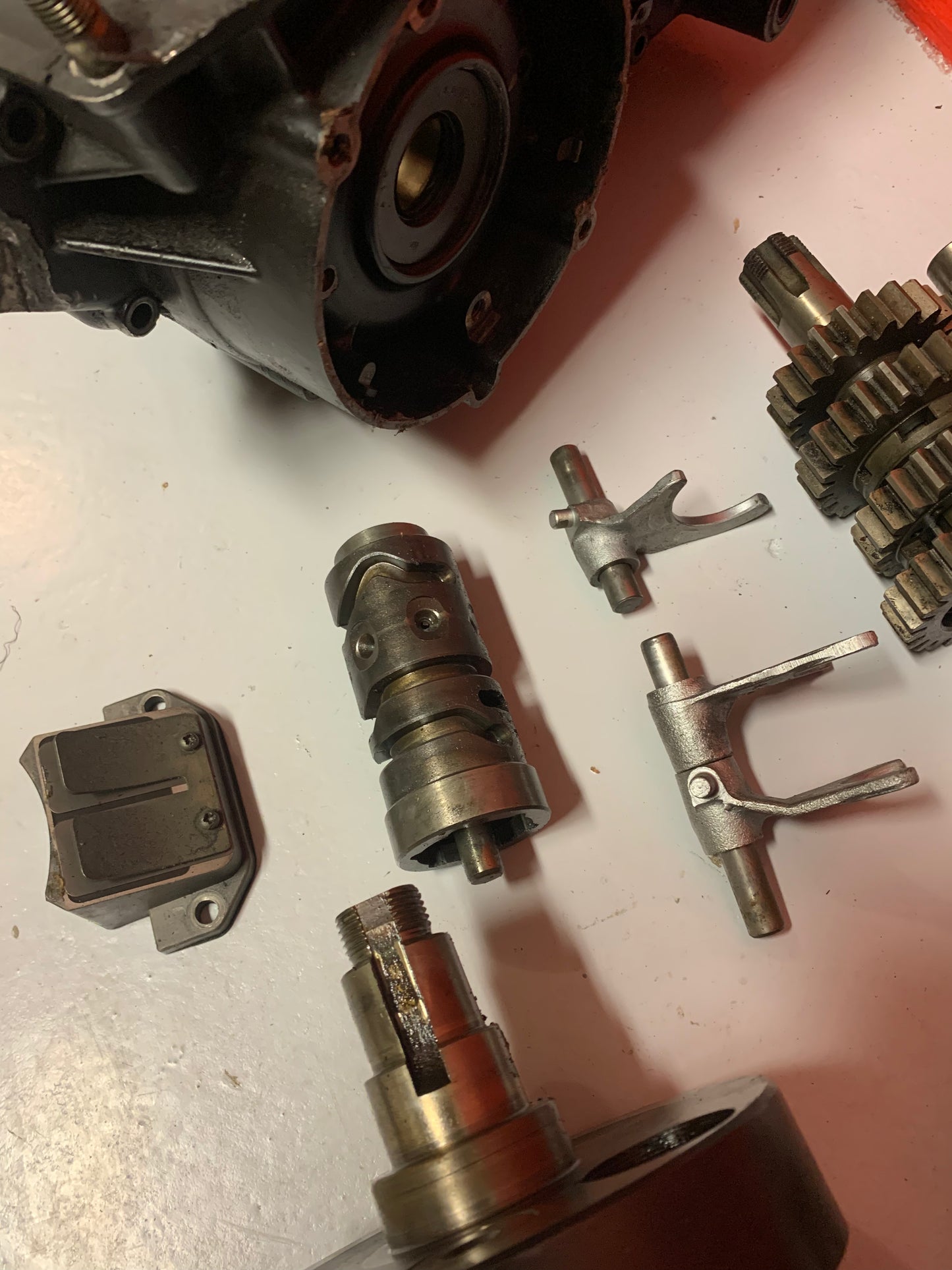 Suzuki RM400 Engine 1978 crankcase gearbox crankshaft