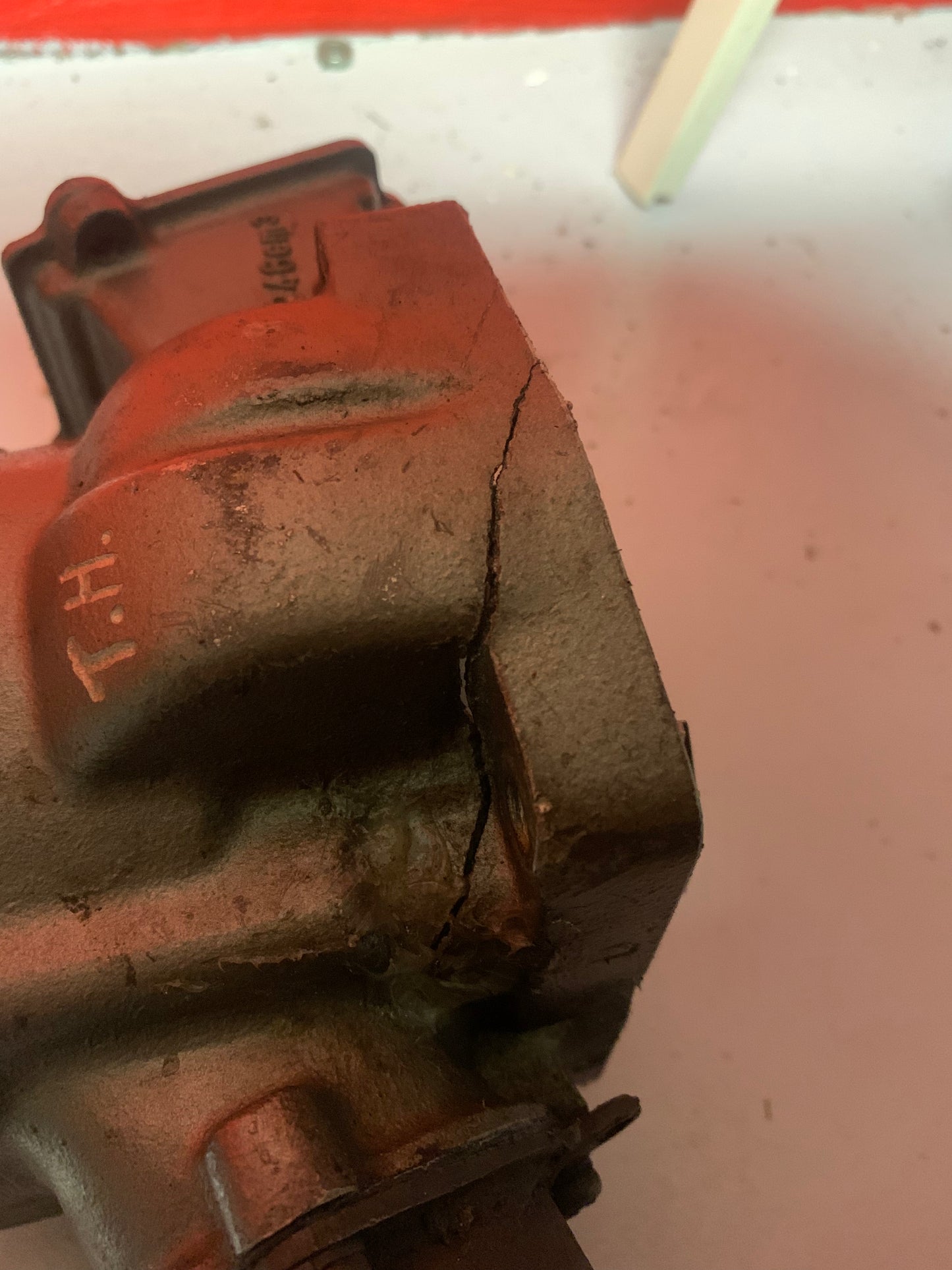Complete Suzuki RM250F 1985 damaged engine.