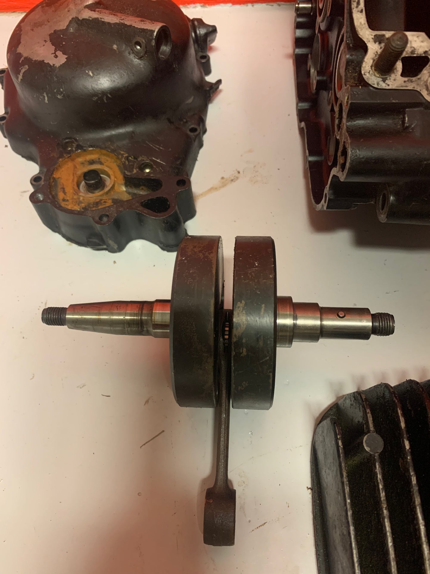Suzuki RM80 engine 1983-1985 crankcase gearbox crankshaft