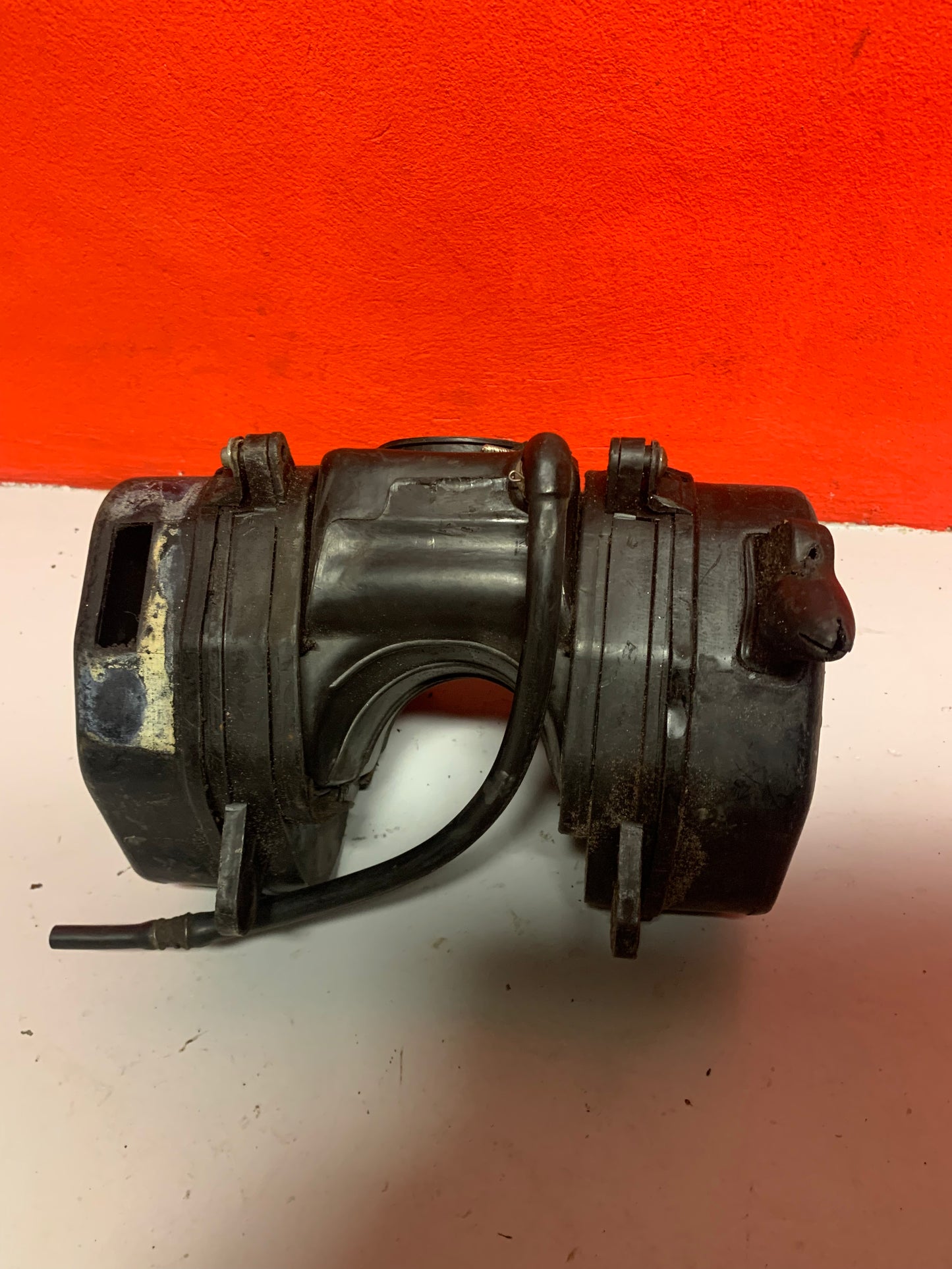 Suzuki RM125 1981-1984 airbox