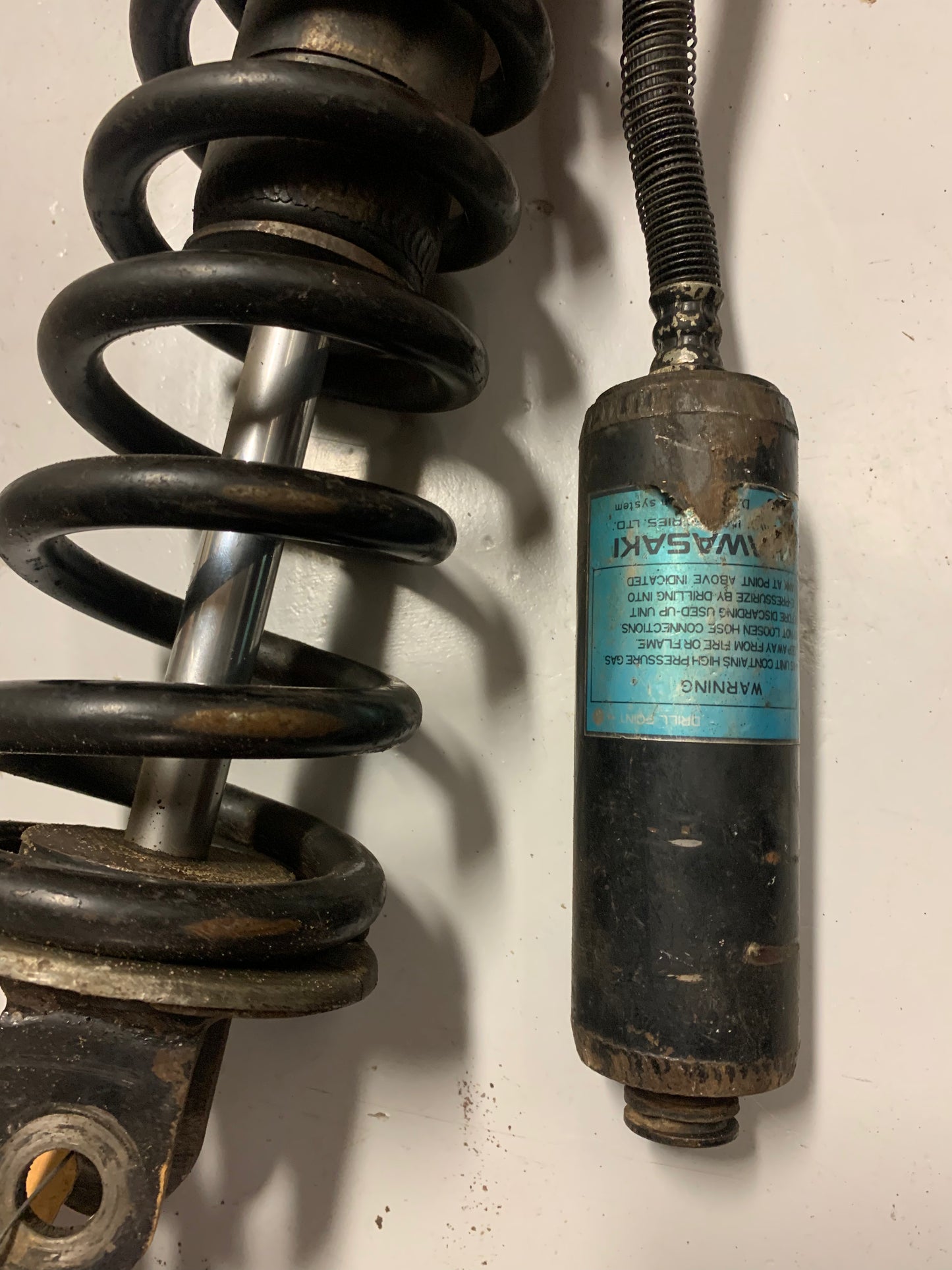Kawasaki KX125 1980 rear shock absorber.