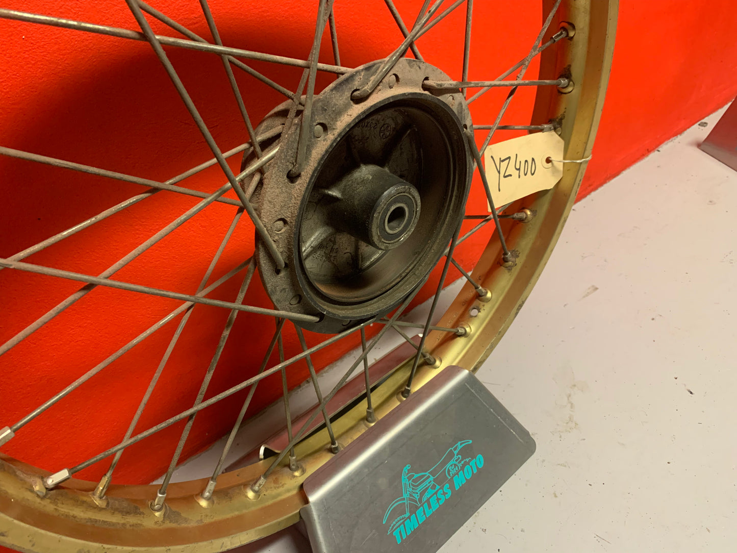 Yamaha YZ400 1983 front wheel
