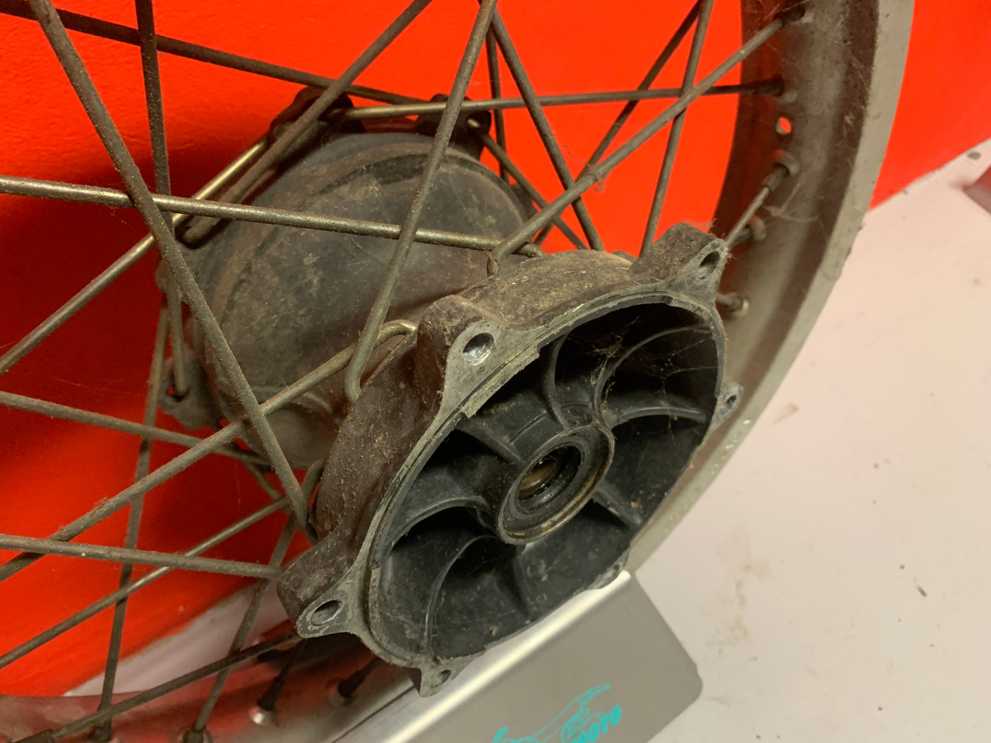 Yamaha YZ250 1983 rear wheel