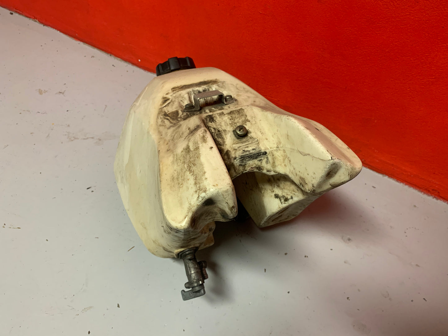 Yamaha YZ125 1984/1985 fuel tank