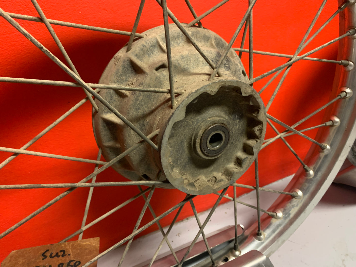 Suzuki RM250 1981 wheels