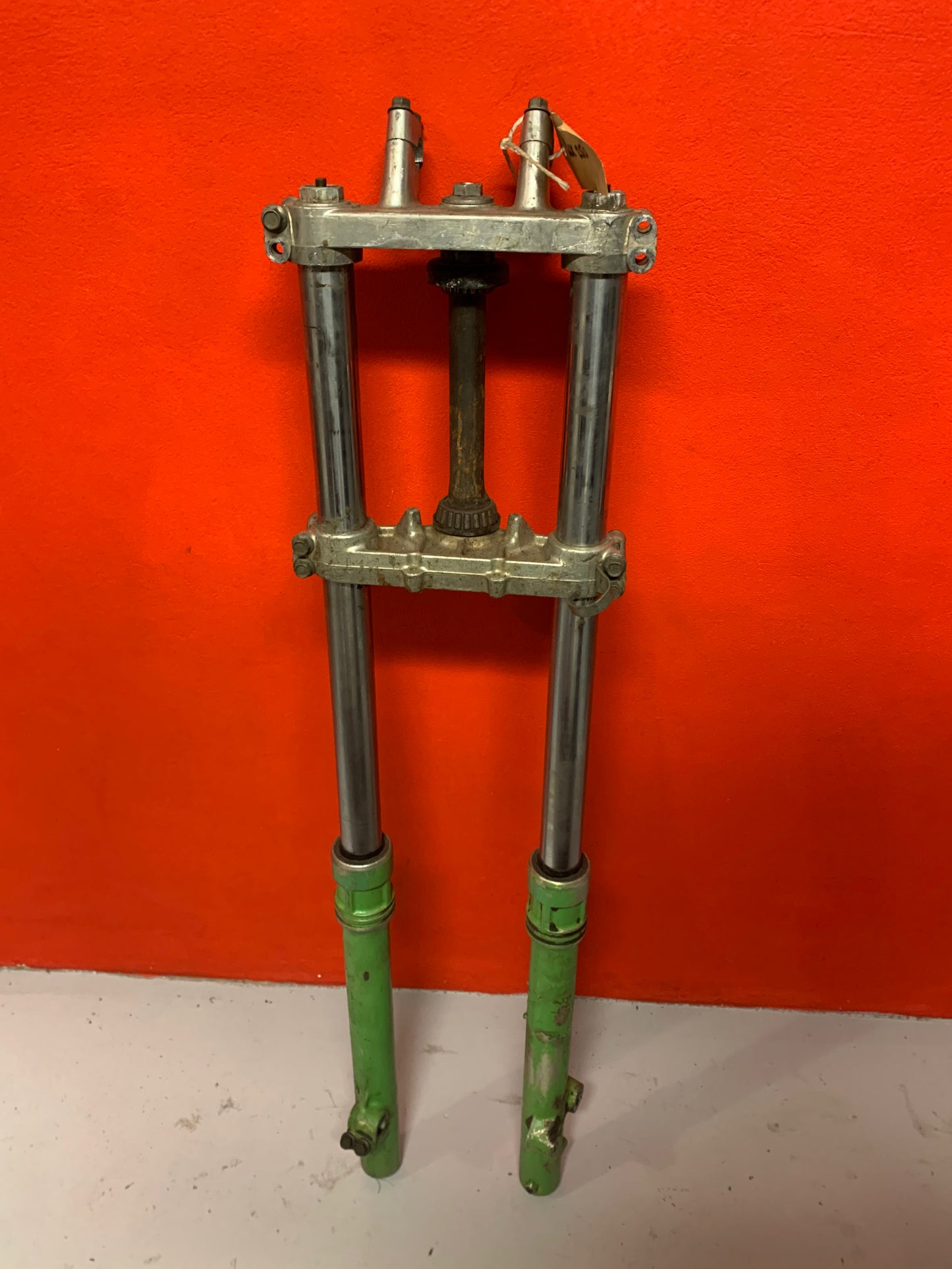 Kawasaki KX250 +/- 1980 complete front end forks