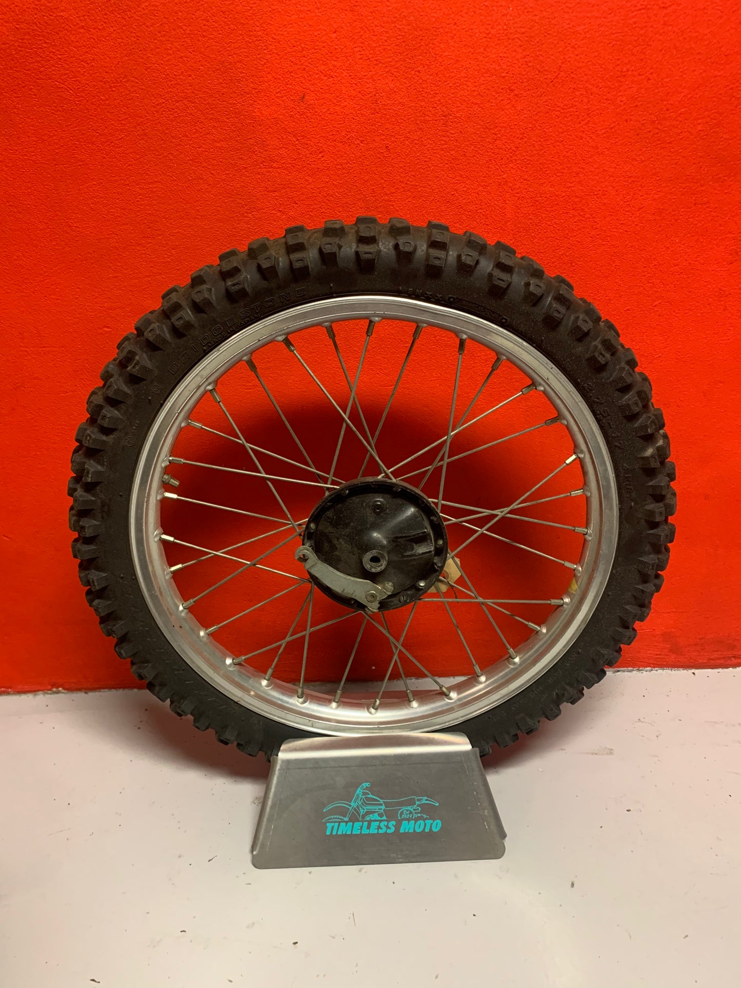 Suzuki RM80 1982 front wheel complete