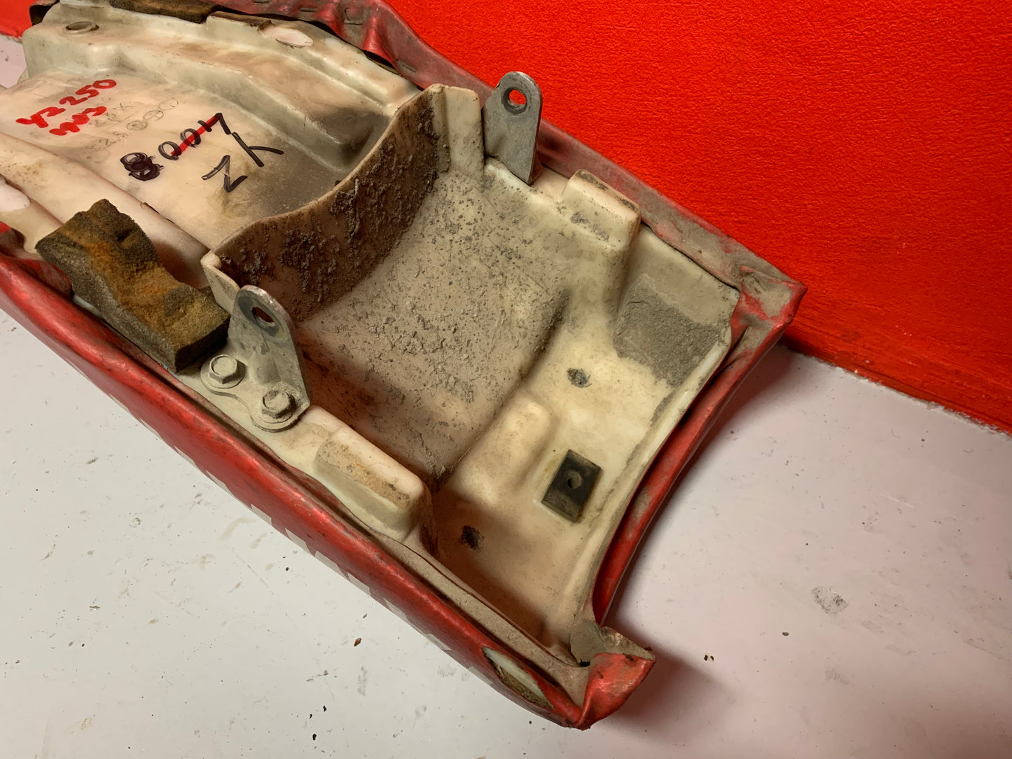 Yamaha YZ250 1983 oem seat