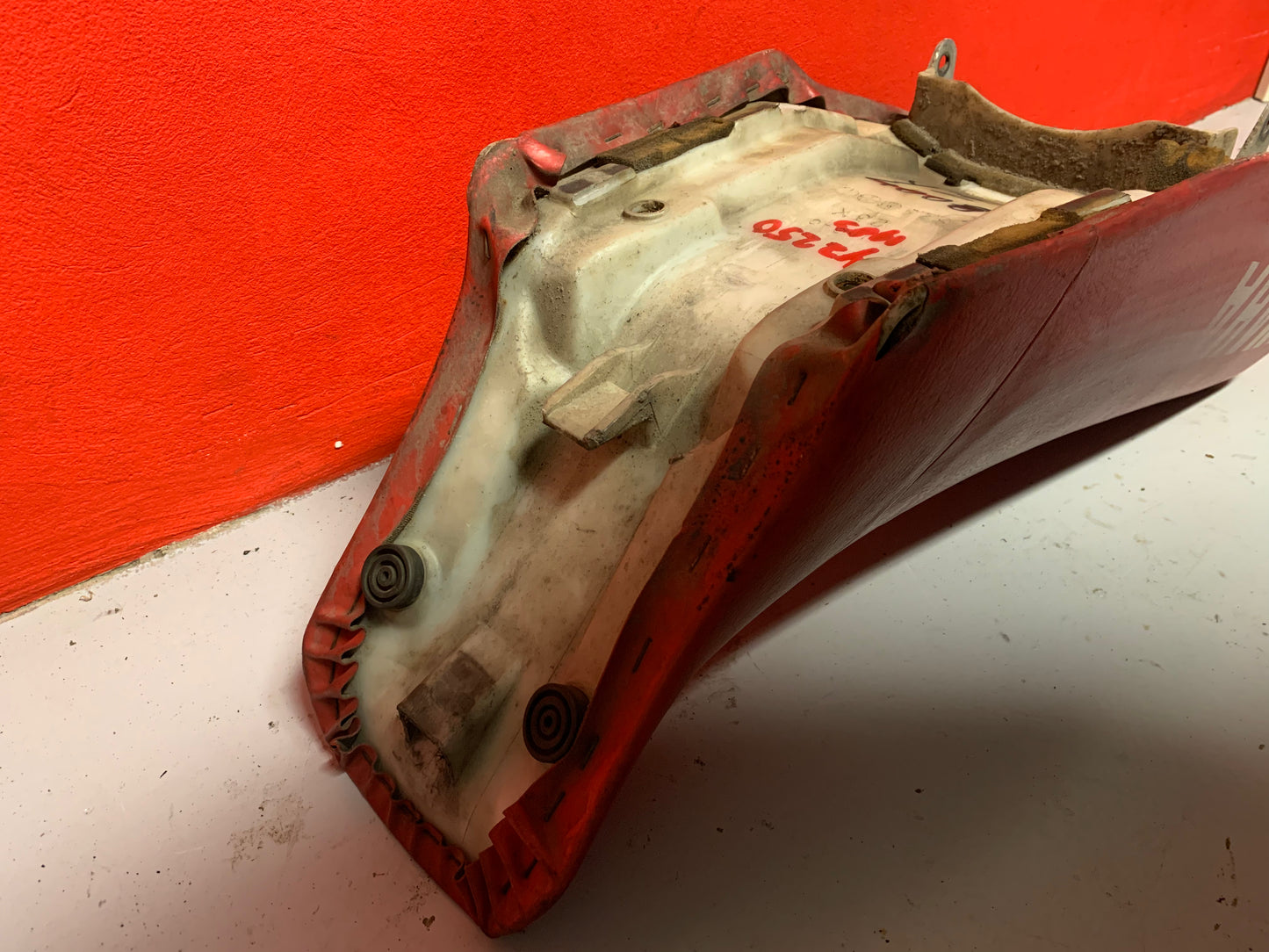 Yamaha YZ250 1983 oem seat