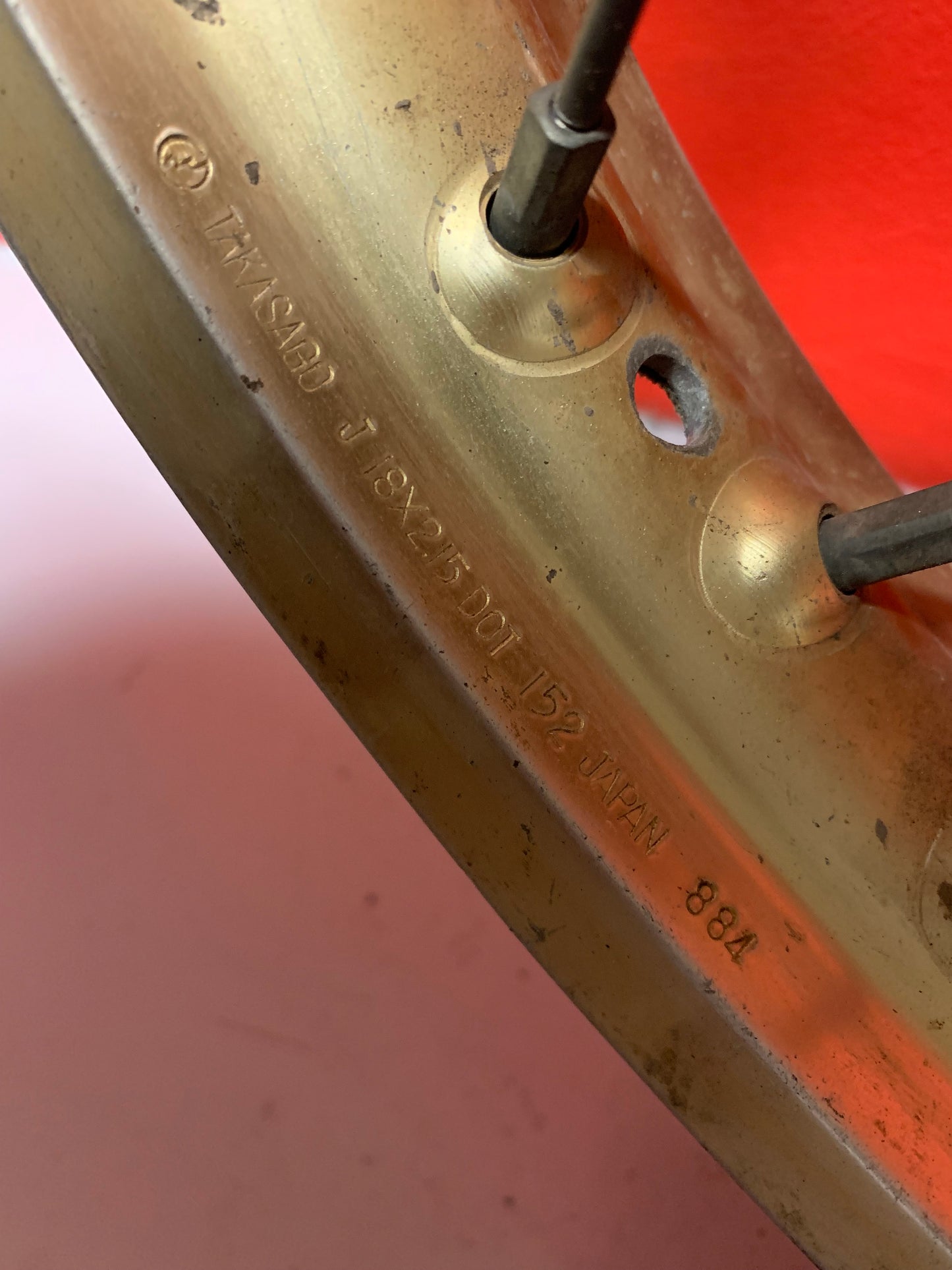 Suzuki RM250 1985 rear wheel