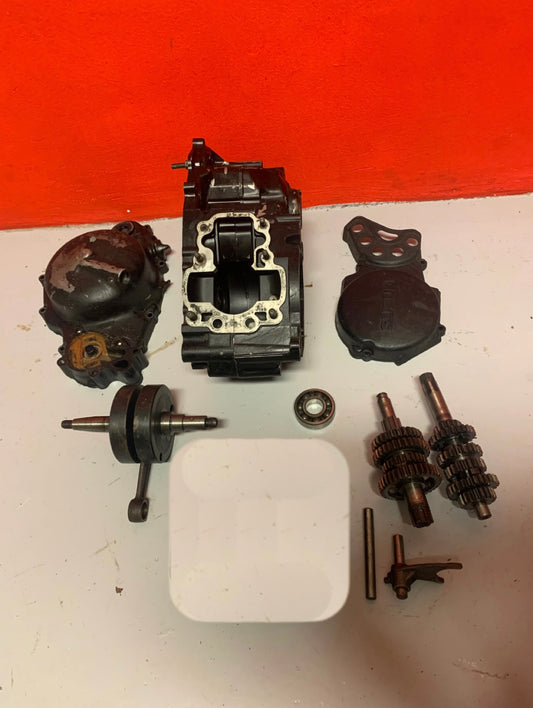 Suzuki RM80 engine 1983-1985 crankcase gearbox crankshaft