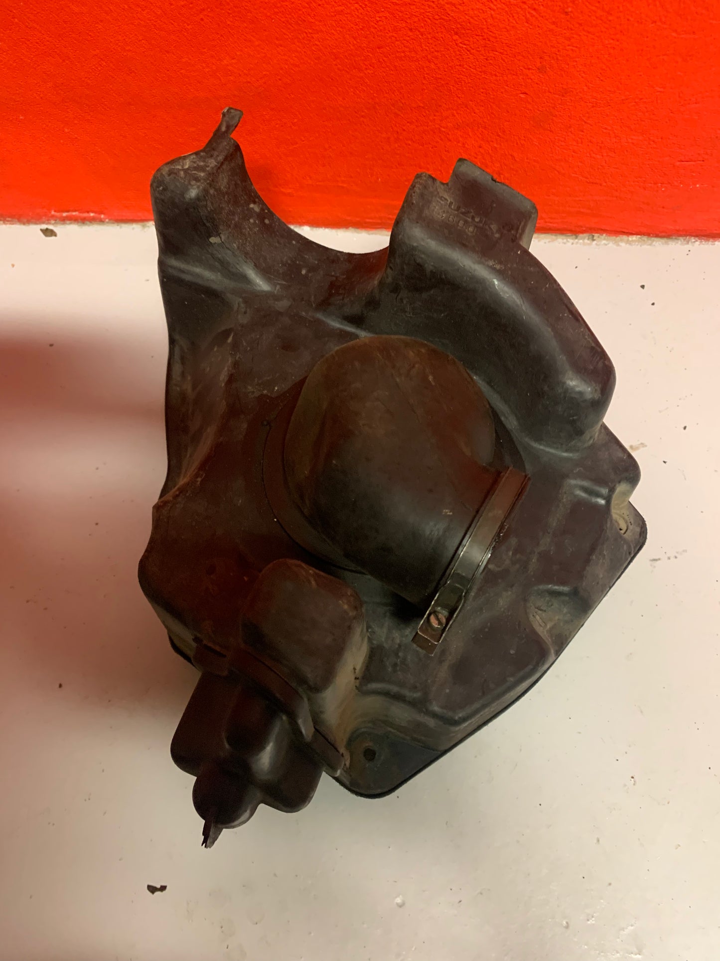 Suzuki RM125 1985 airbox