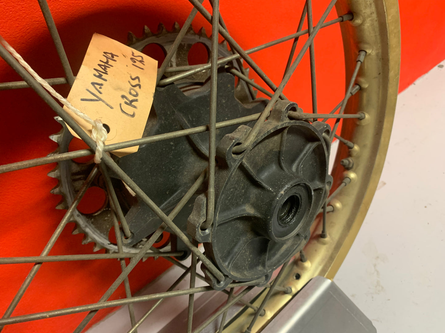 Yamaha YZ125 1985 rear wheel
